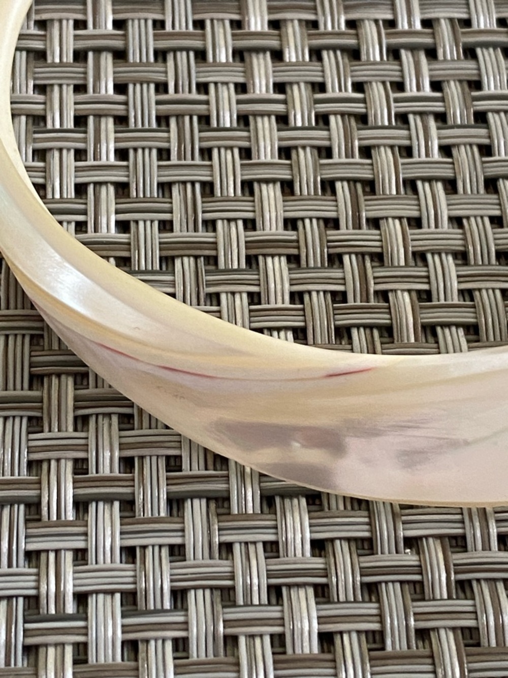 Mother of Pearl Bangle Bracelet - Picture 4 of 16